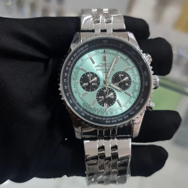Breitling Navitimer